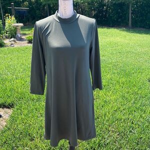 Almost Famous green dress, size large
